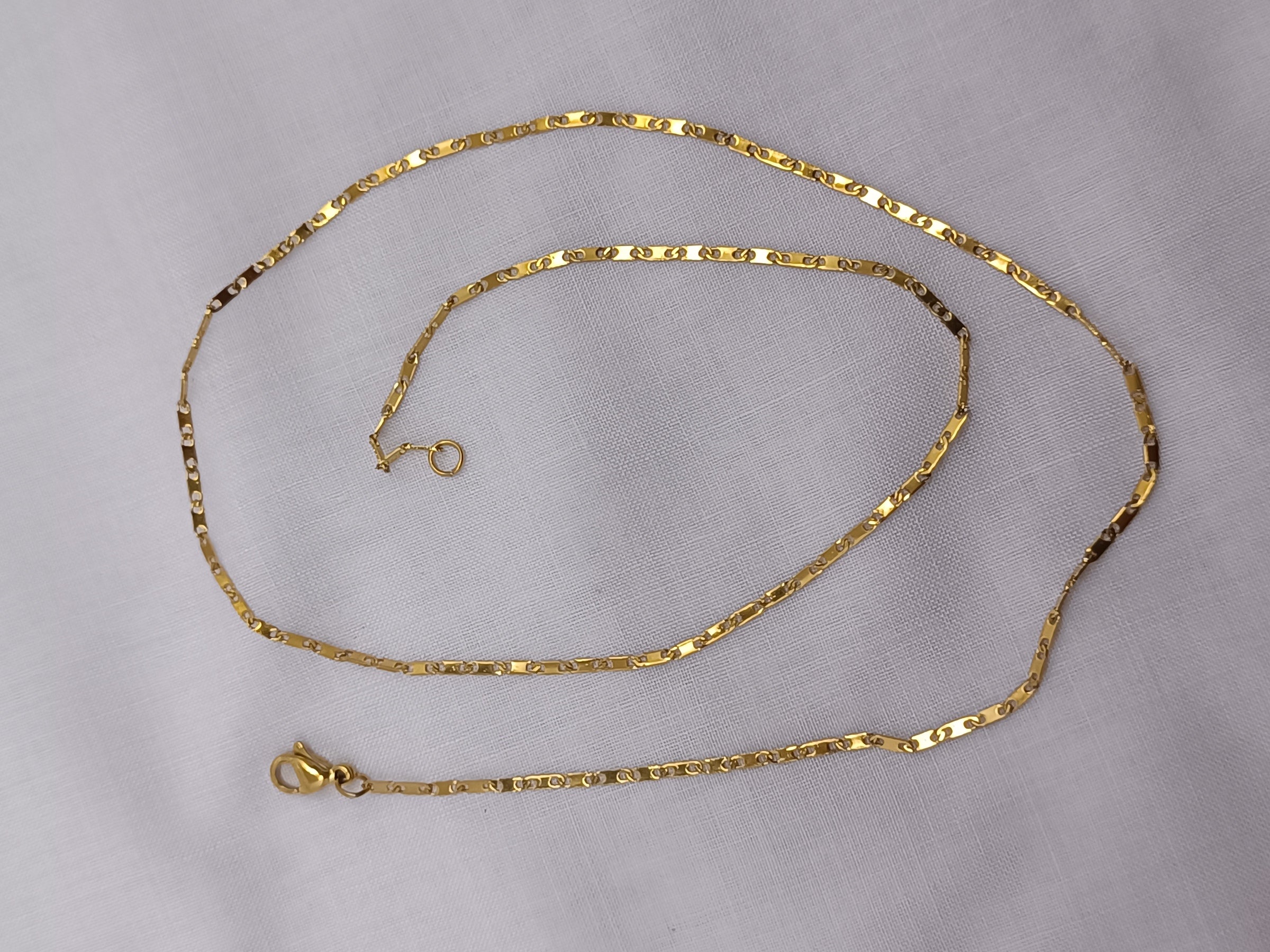 Beautiful daily wear chain