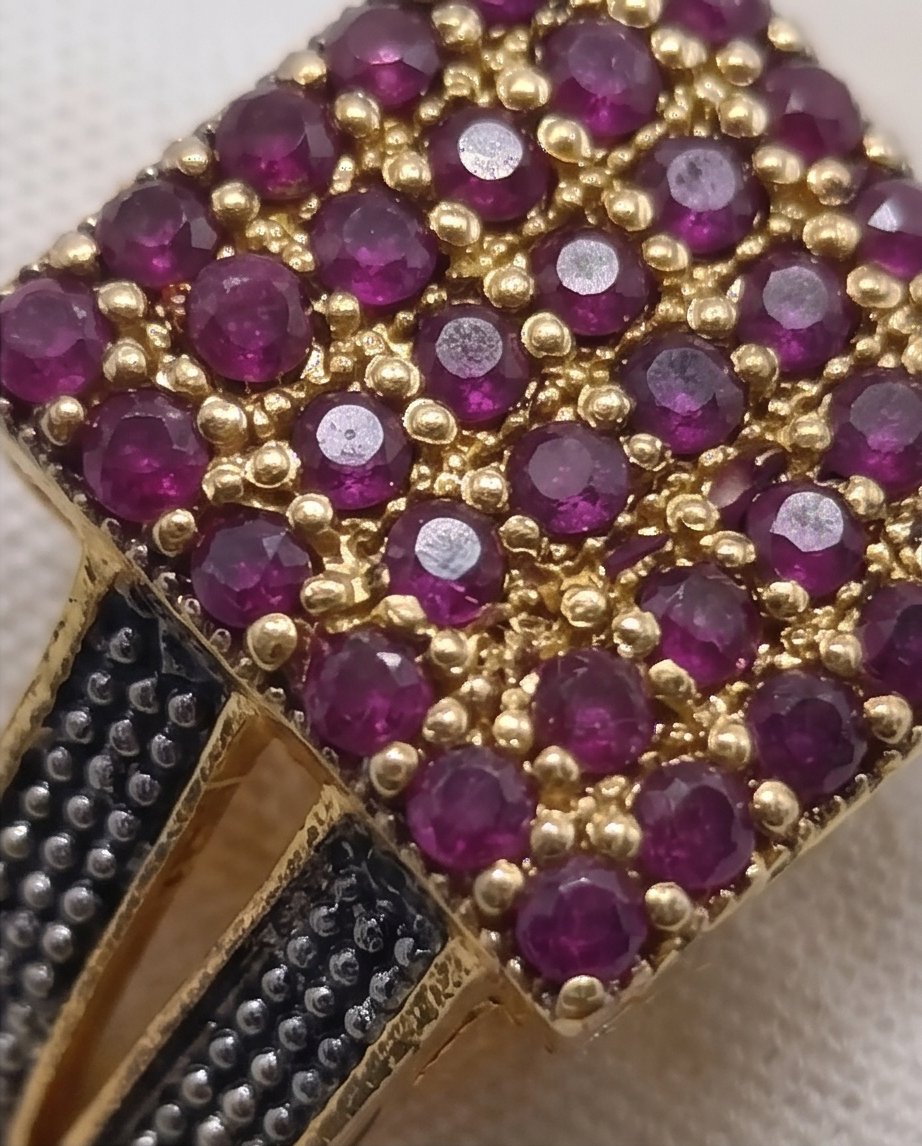 Premium zircon ring