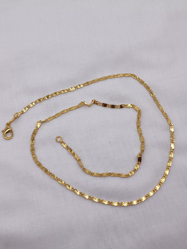 Beautiful daily wear chain