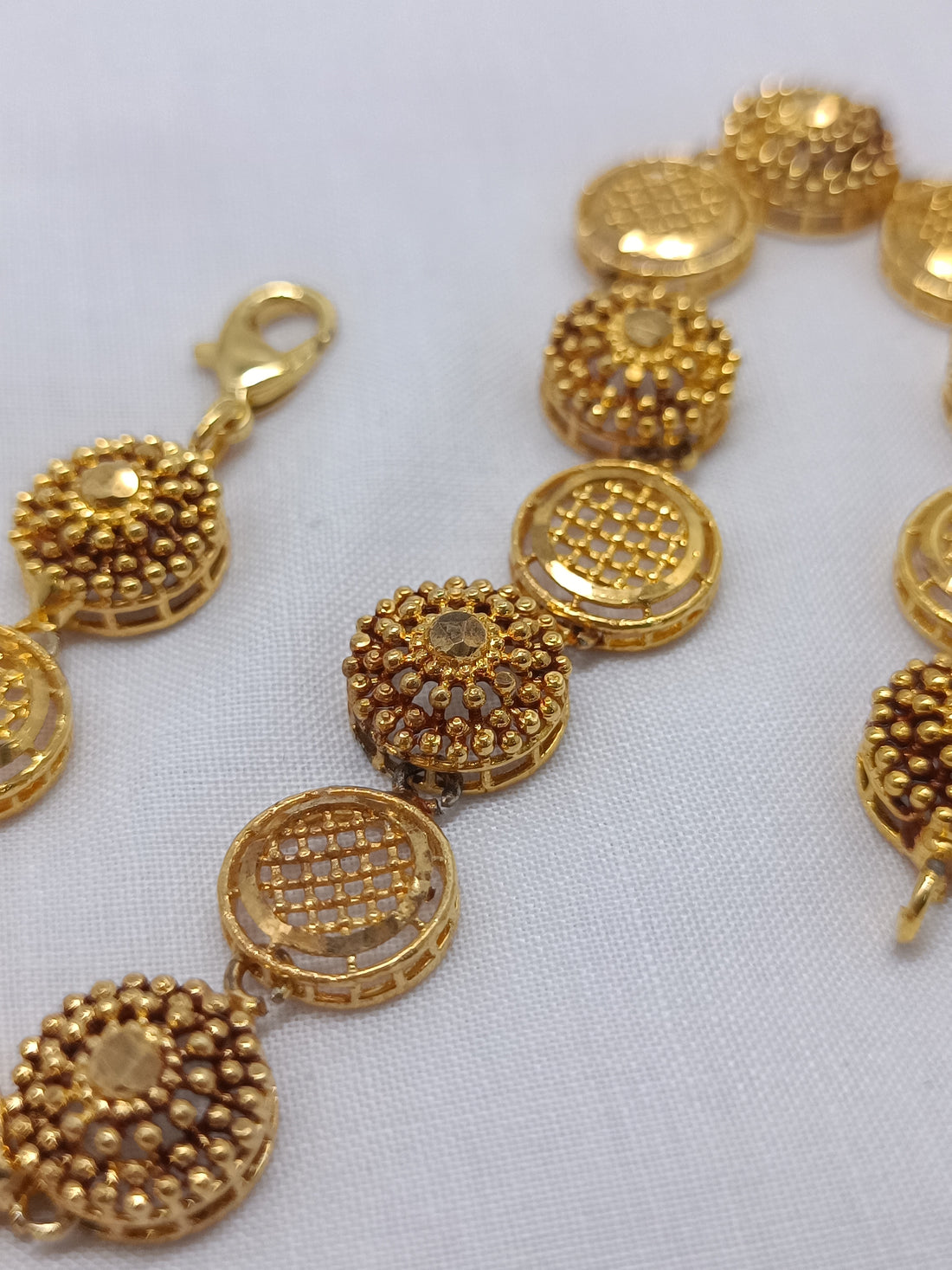 gold look bracelet