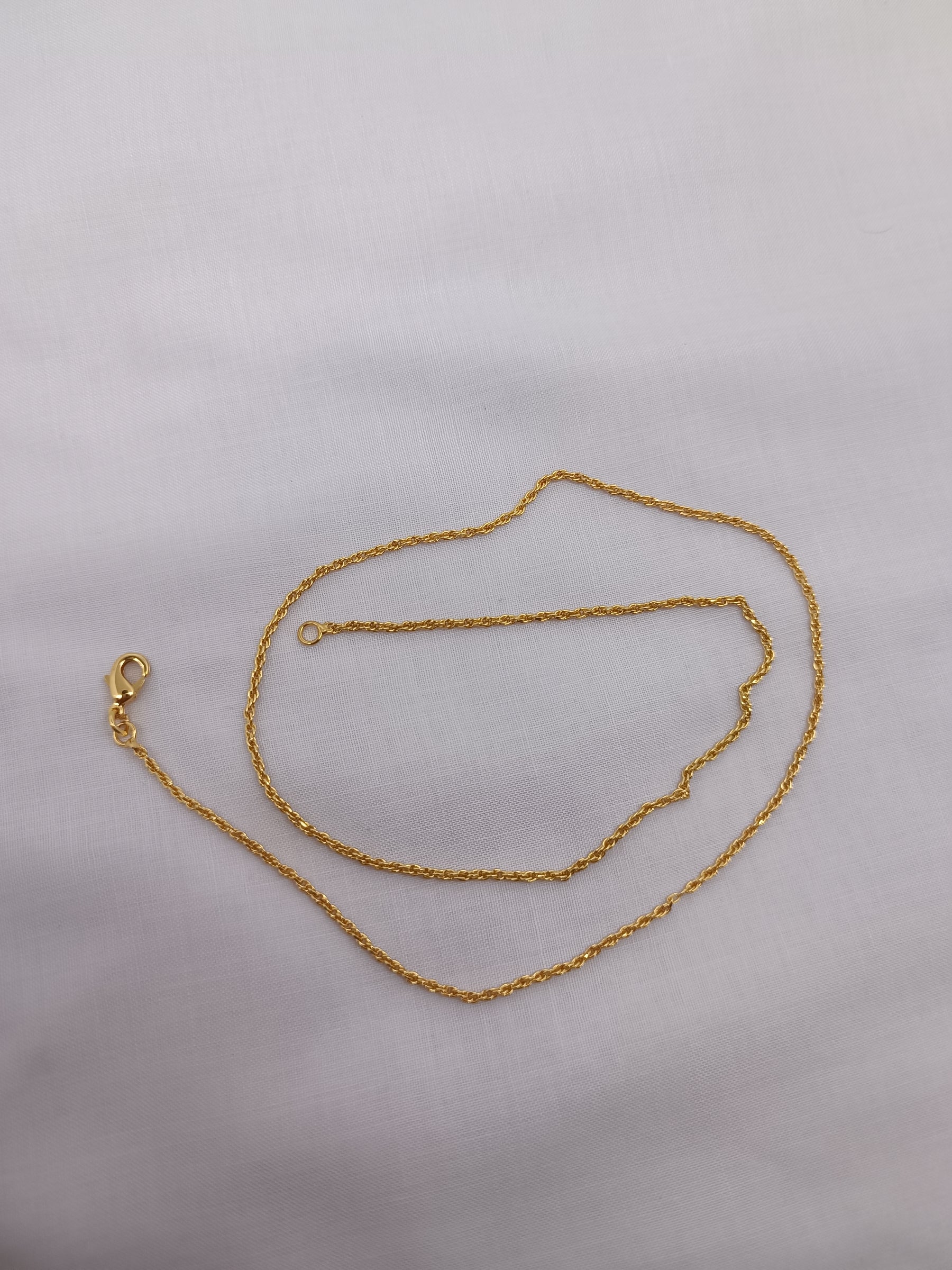 Beautiful daily wear chain