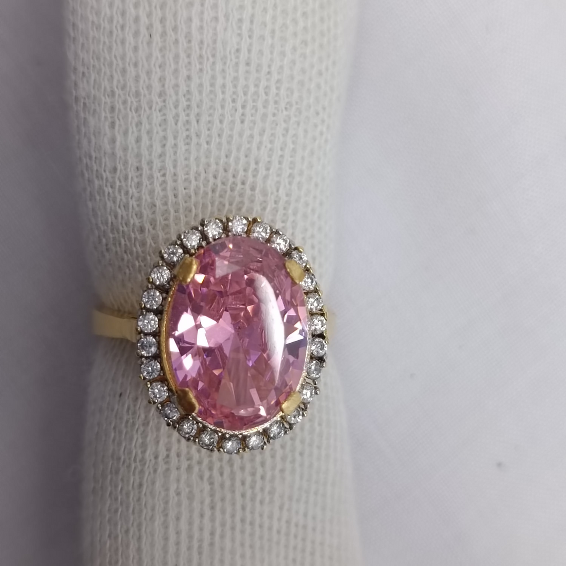 Premium zircon ring