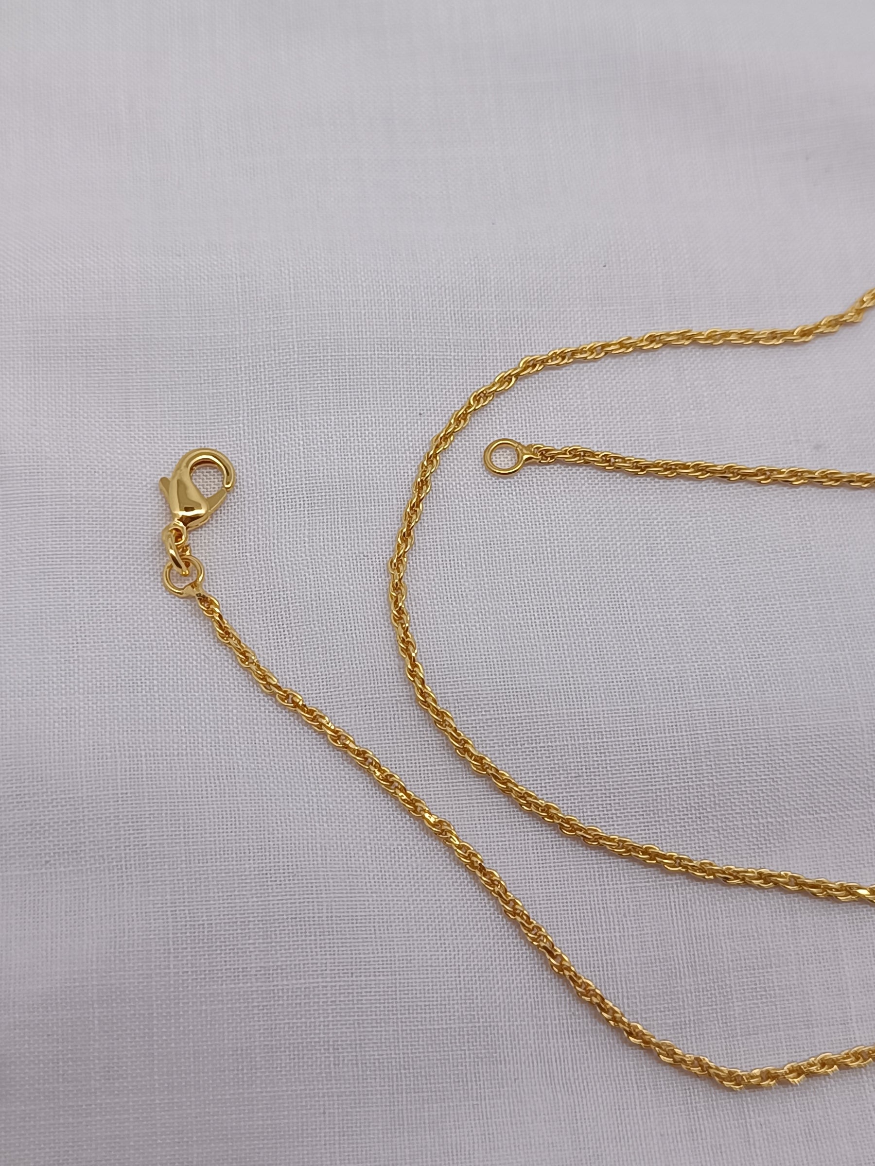 Beautiful daily wear chain