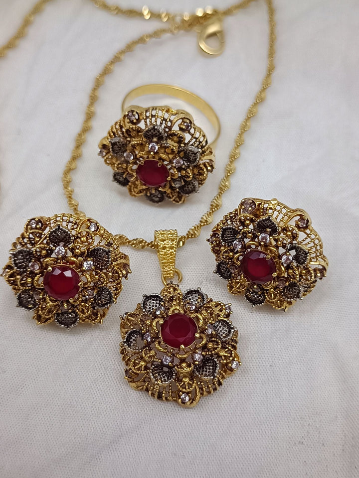 locket set  traditional /36